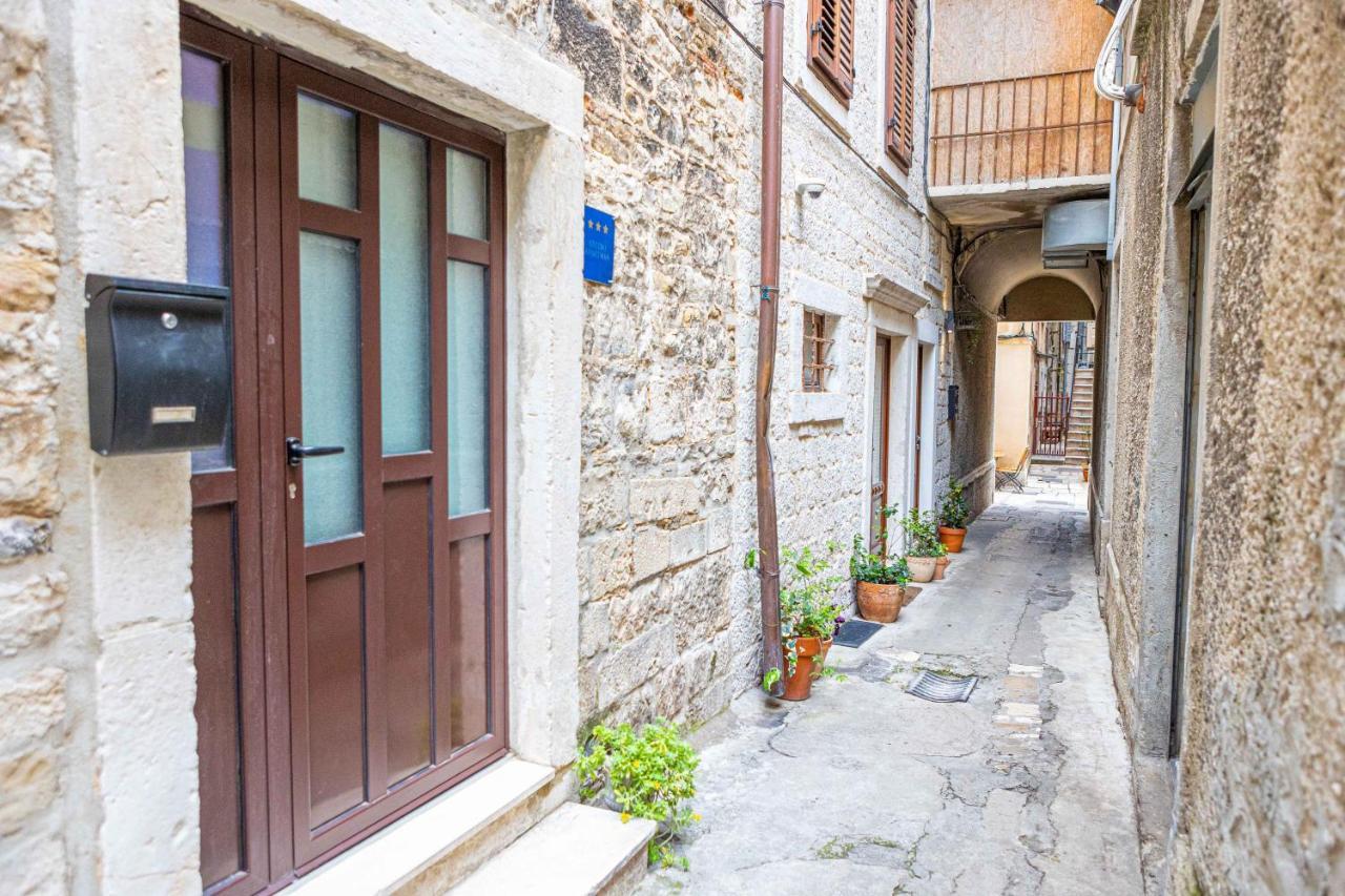 Apartmán Splitska Kala Exteriér fotografie
